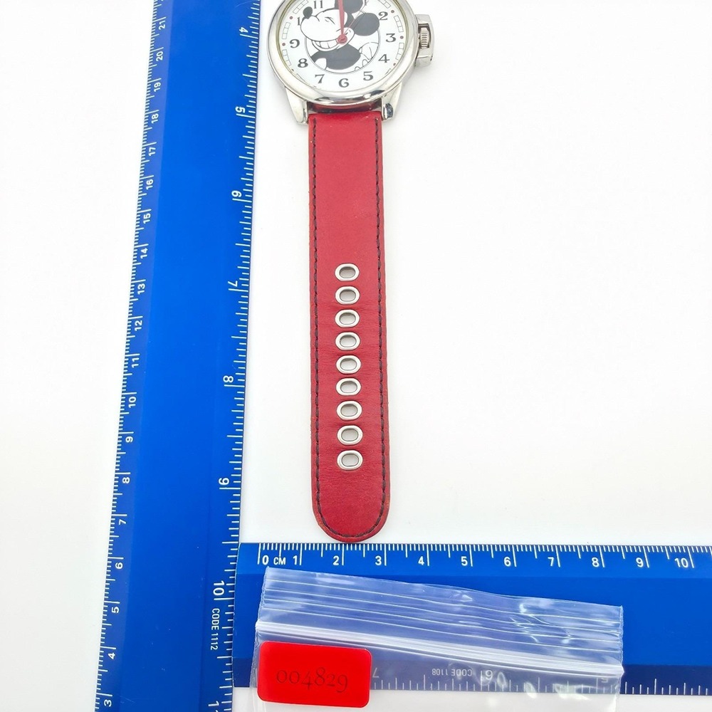 DISNEY 'American Cheese' Watch Mickey Mouse Red Leather‎ Silver Tone 44mm 8.5" - Picture 15 of 15